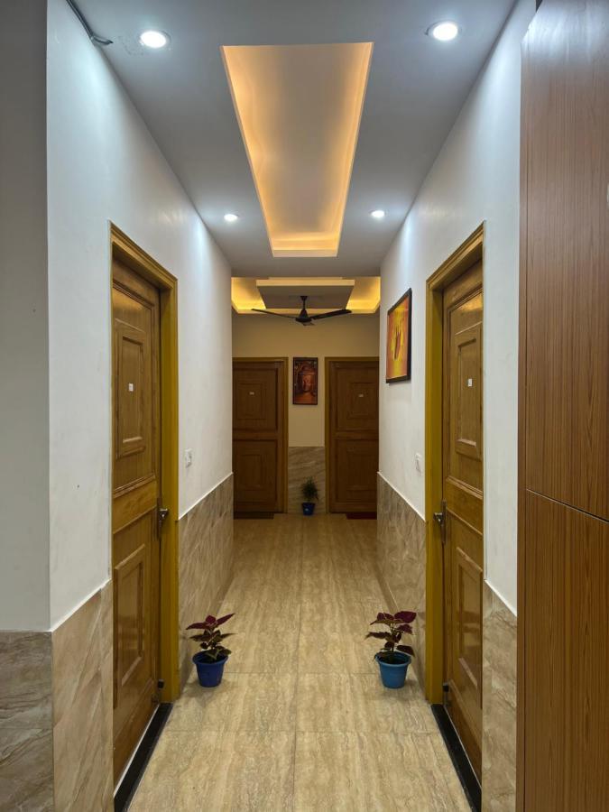 Rishīkesh Shanti Hostel And Garden Cafe المظهر الخارجي الصورة