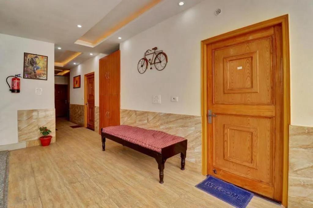 Rishīkesh Shanti Hostel And Garden Cafe المظهر الخارجي الصورة